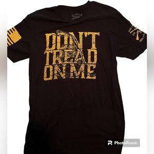 Don’t tread on me t shirt- Grunt Style